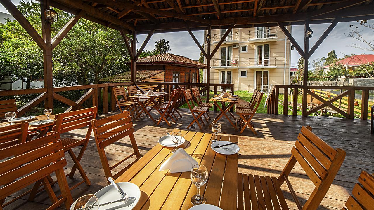 Orange Hotel Gonio Esterno foto